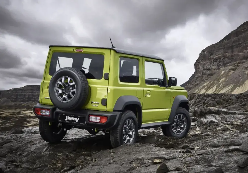 Suzuki Jimny 3 Puertas con cámara de retroceso
